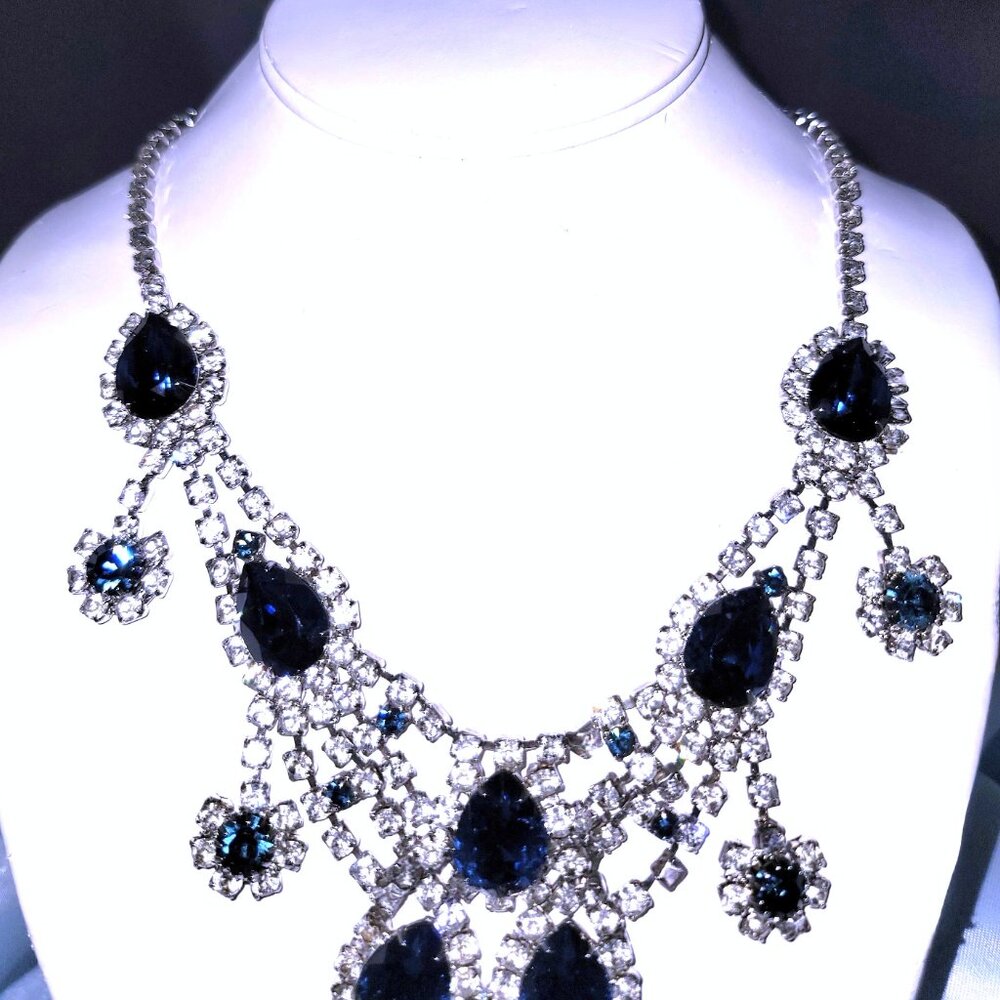 RARE! Verified JULIANA V-Shp Bib Necklace w/ Sapphire & Clear Austrian Crystals - Picture 2 of 7